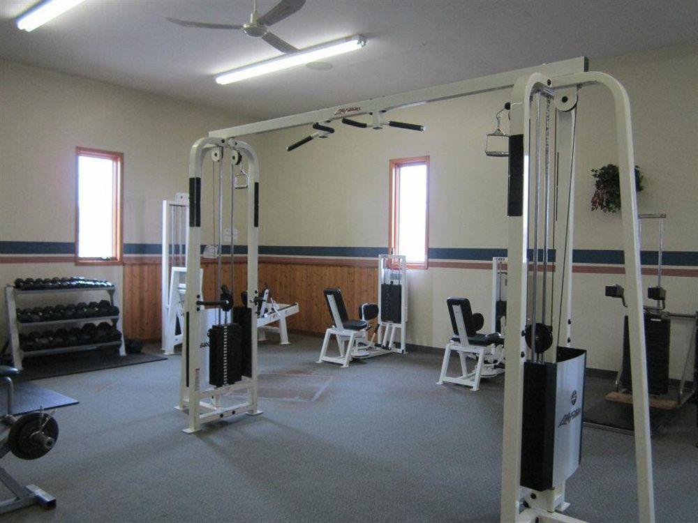 Red Pine Inn & Conference Centre Alliston Екстериор снимка