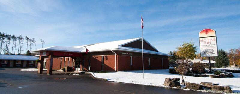 Red Pine Inn & Conference Centre Alliston Екстериор снимка